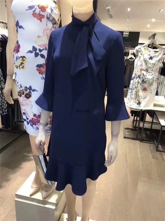 Karen Millen连衣裙英国比斯特Bicester villaga直播代购
