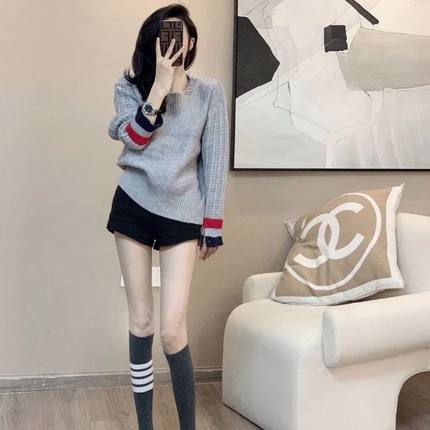 毛衣日系慵懒复古2025时尚灰色百搭设计感小众软糯针织上衣女秋冬