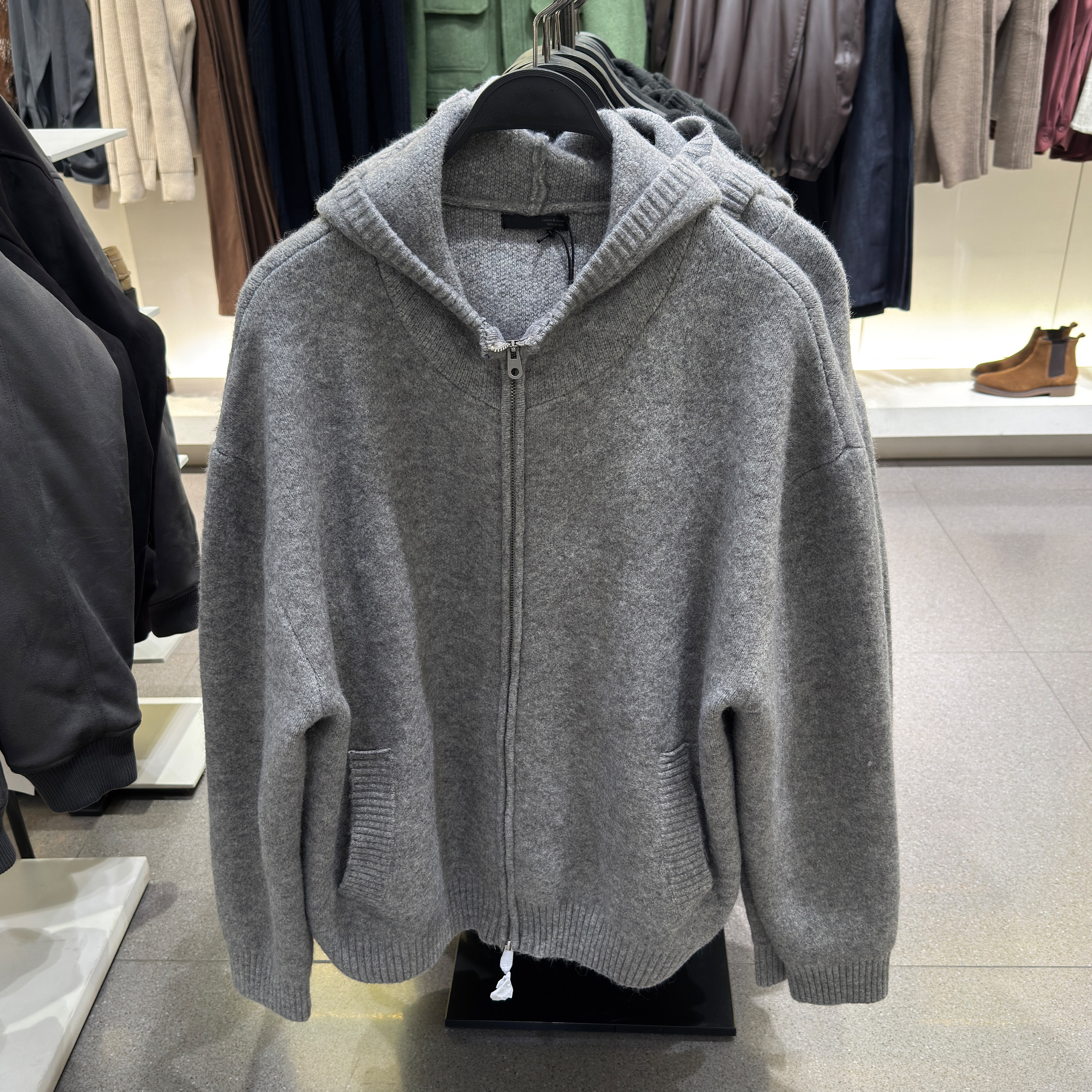 柜429！25冬季新品 男装 宽松立领连帽拉链针织外套 9598404 800