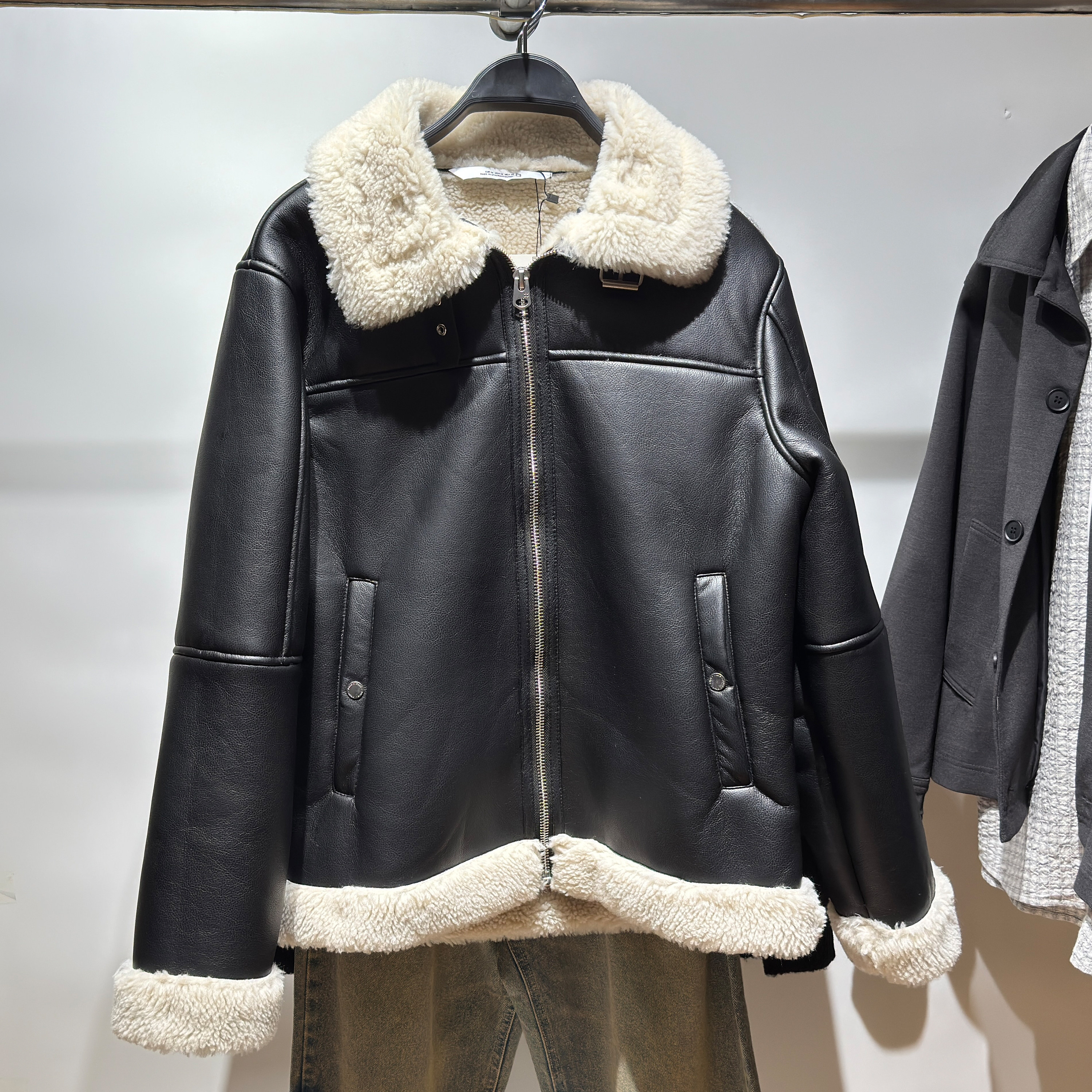 柜859！ZA冬季新品 男装 宽松双面皮革效果夹克外套 8281800 800,男装,夹克,淘宝优惠券,粉丝福利购,淘宝优惠卷