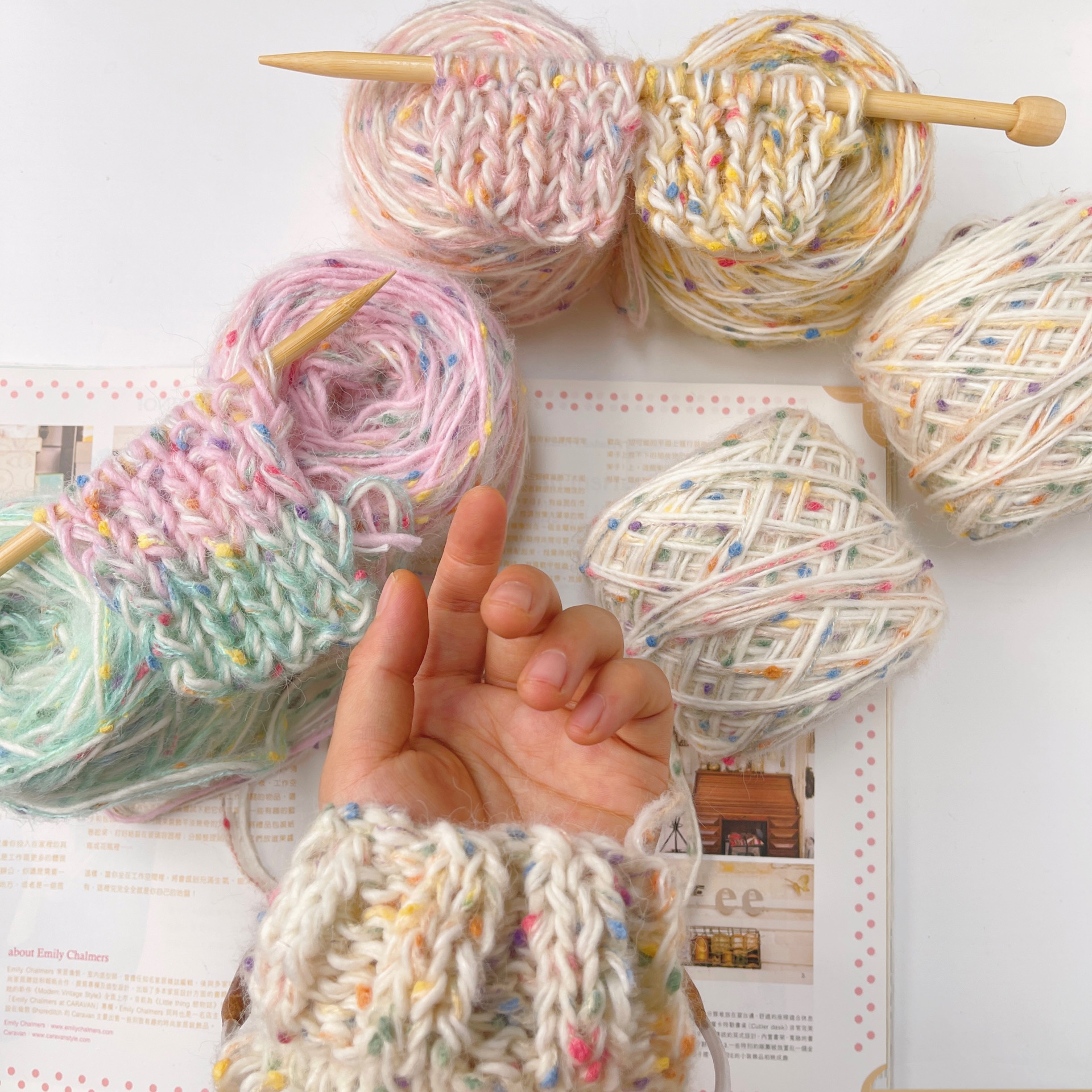 摩根特色线 彩色球球米色粉色绿色黄色手混糖豆白桦包围巾毛线团