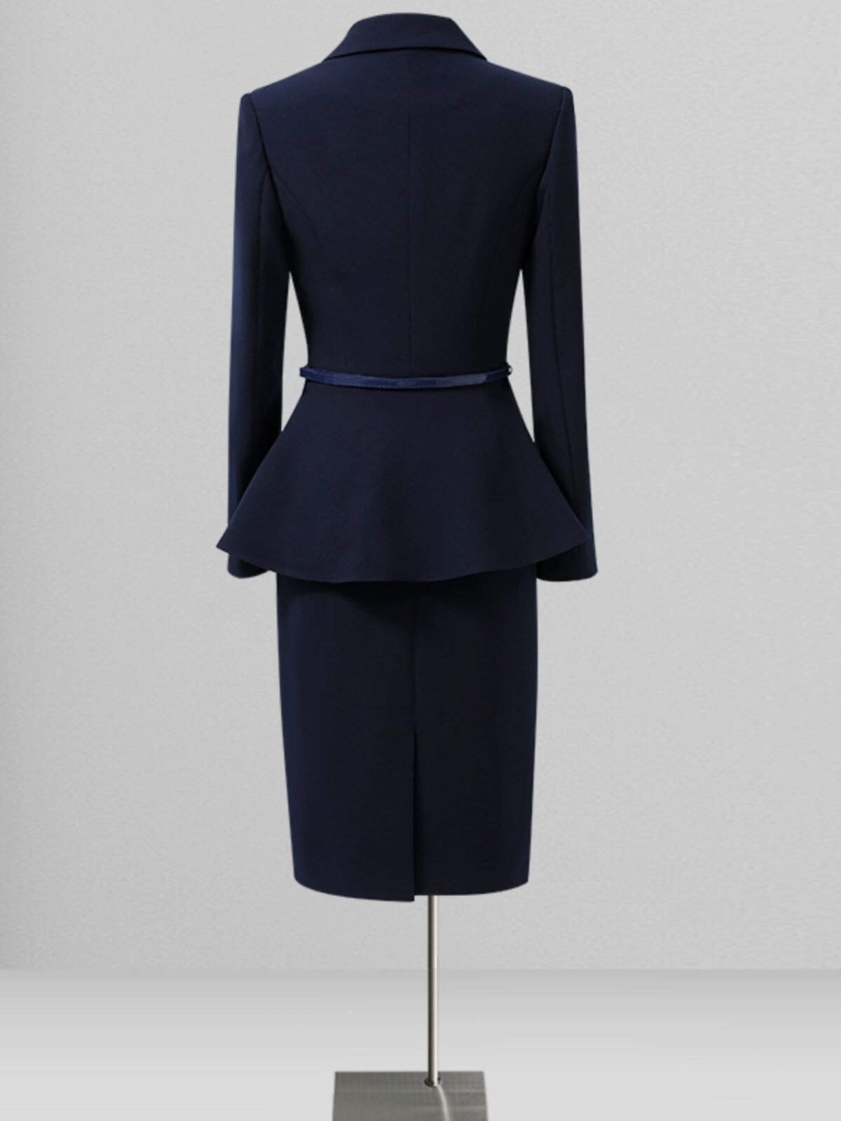 여성을 위한 전문 정장 슈트 패션 기질 영업부 보석상 헬스 센터 호텔 프론트 리셉션 작업복 가을