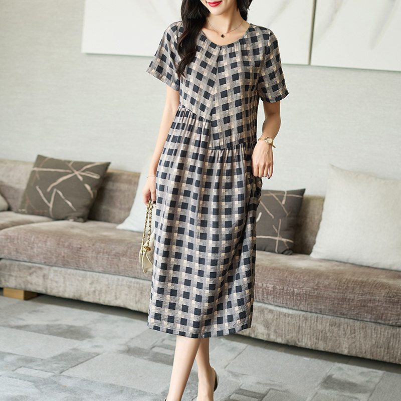 格纹连衣裙女2023新款夏季高级感名媛轻奢复古中长裙宽松遮肚裙子