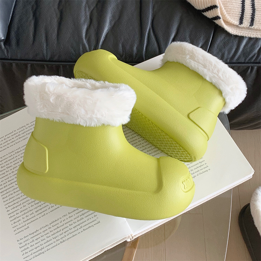 时尚简约休闲百搭防水防滑雪地靴