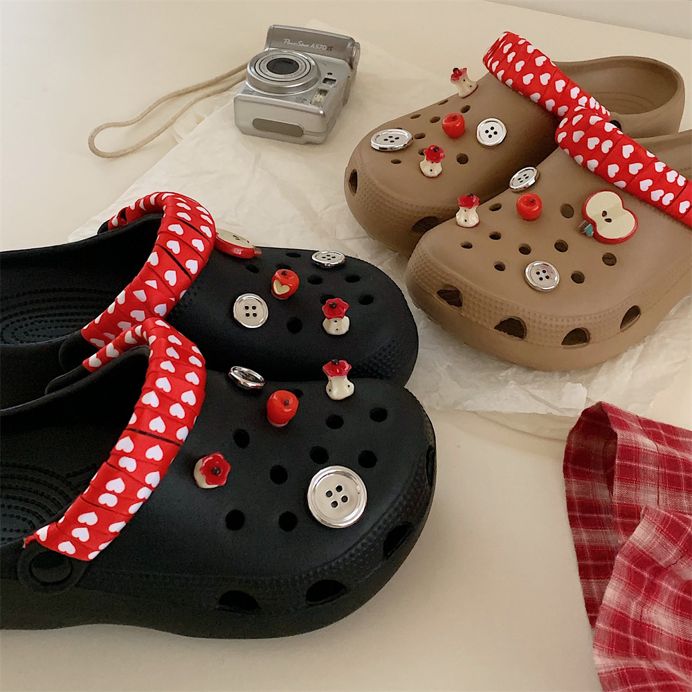 创意立体红苹果情侣洞洞鞋软底防滑休闲街头风夏季男女沙滩凉拖鞋