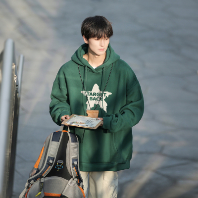 墨绿色连帽卫衣秋季星星印花外套