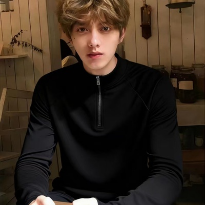 【全场五折】黑色半拉链修身卫衣