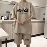 卡其色