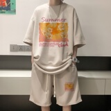 卡其色