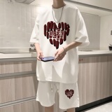 白色