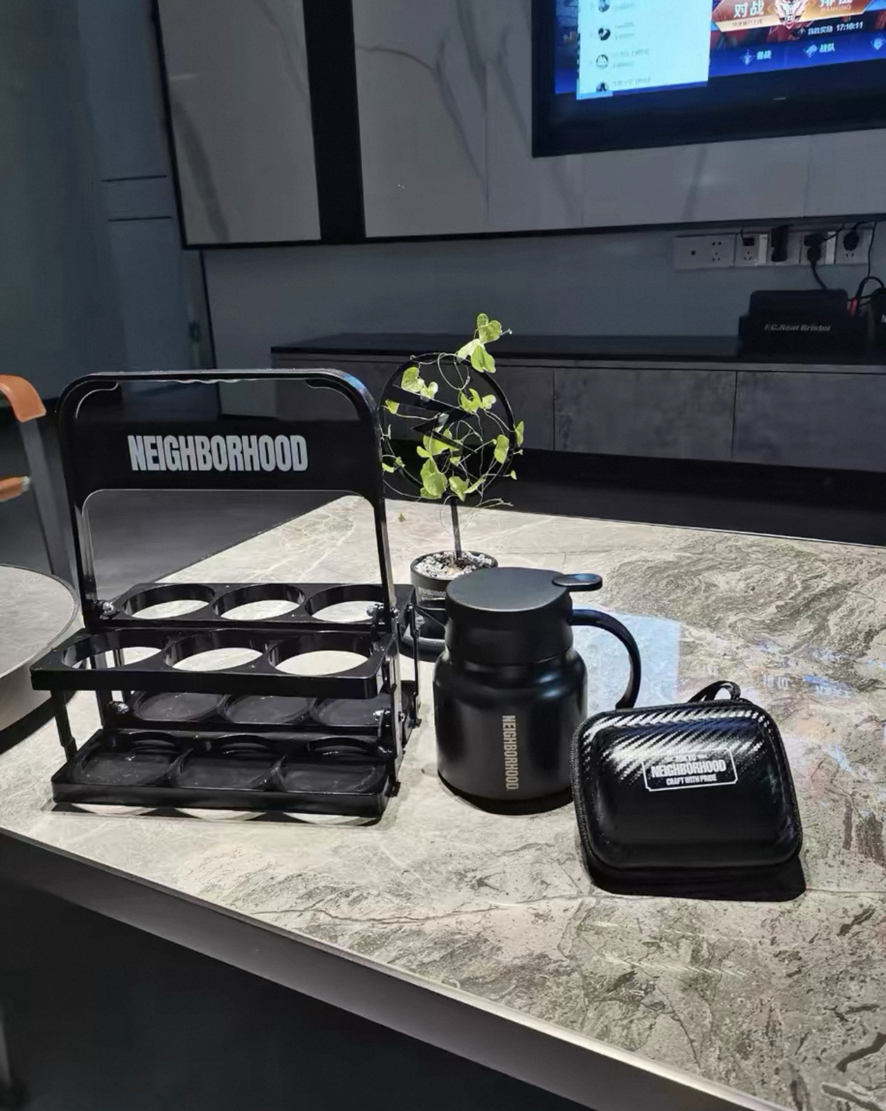 潮牌NBHD啤酒塑料提篮便携式提蓝可折叠酒架KTV6瓶装提手提框红酒