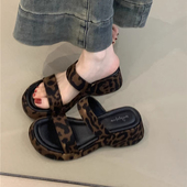 小众厚底豹纹坡跟凉拖鞋 增高沙滩拖鞋 女夏外穿2025新款 一字带凉鞋