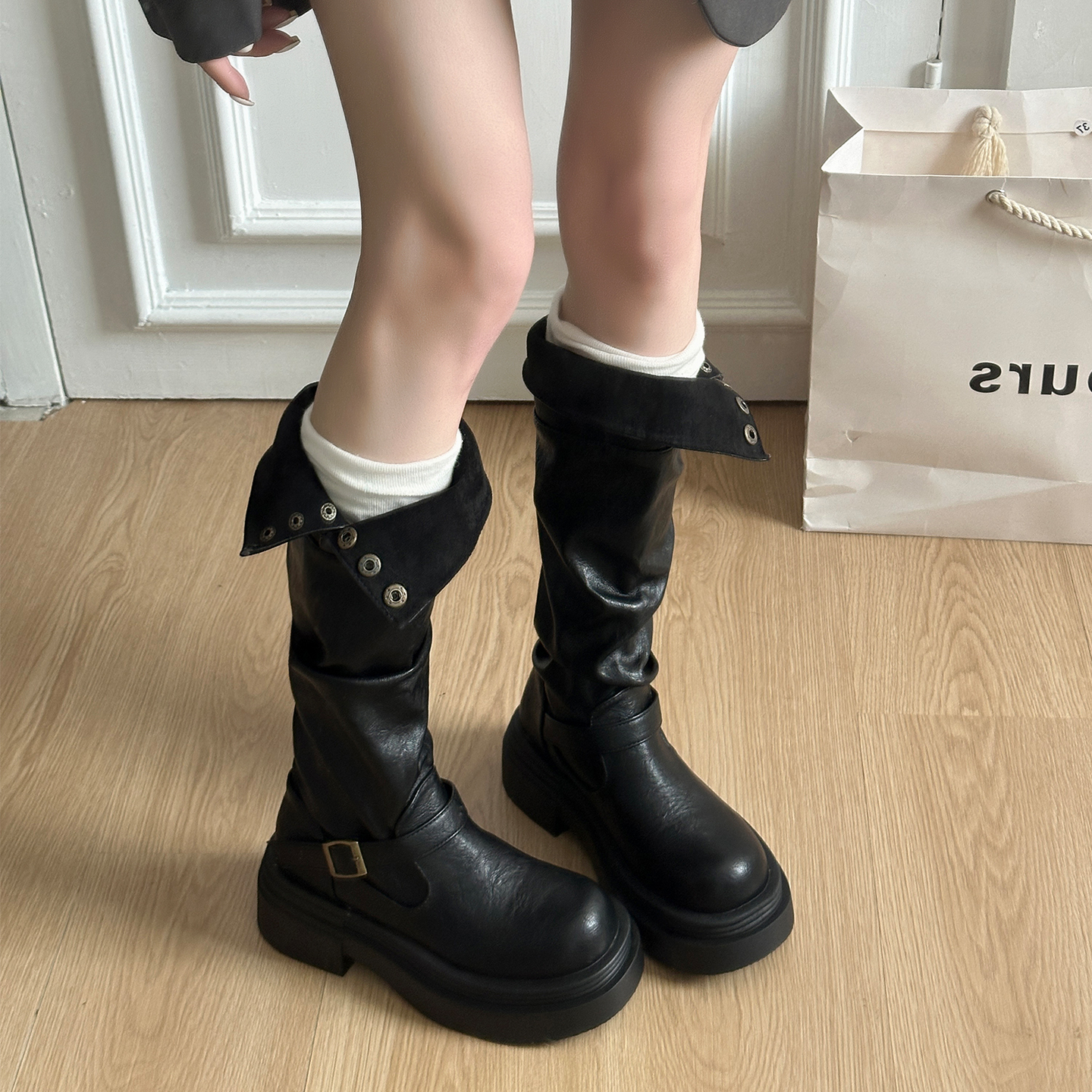 褶皱长筒靴女2025秋冬季新款棕色