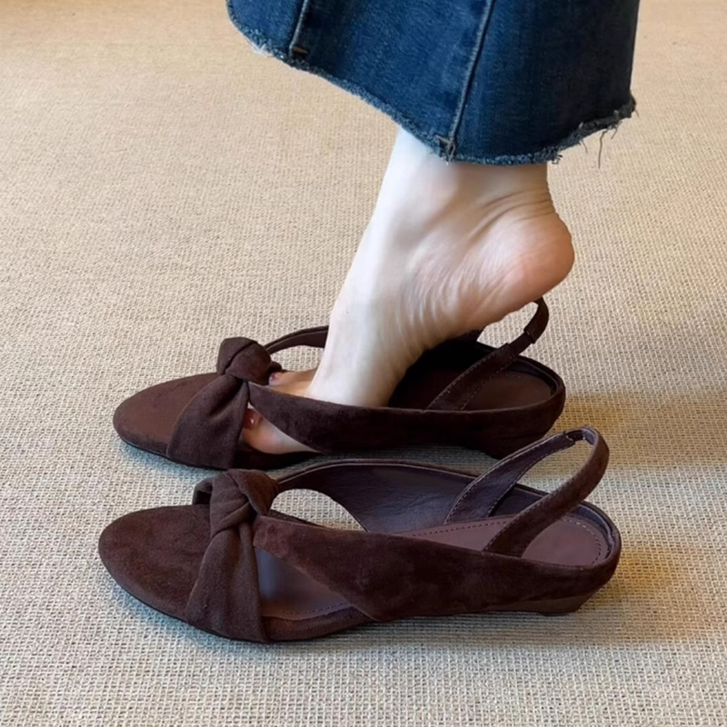 法式低跟百搭扭结凉鞋女2025