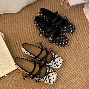 方头玛丽珍鞋女2026春季新款一字带复古波点蝴蝶结内增高平底单鞋