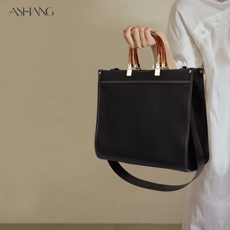 女士包包2021新款大容量托特包時尚通勤斜挎包高級感手提公文包女在類目 箱包皮具/熱銷女包/男包, 女士包袋中 - 來自Buy2taobao.com提供專業的淘寶代購服務