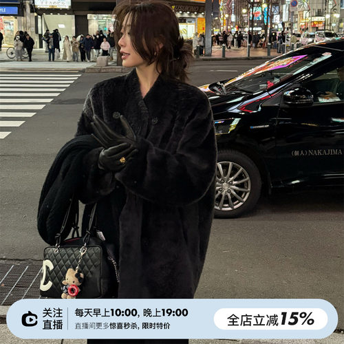 皮毛一体两色中长款皮草外套