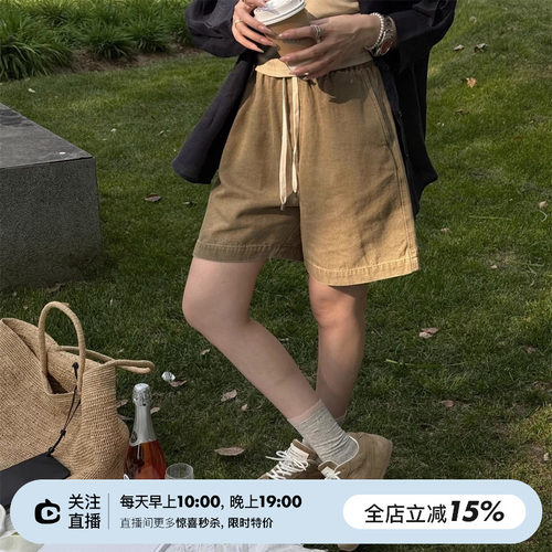 松紧腰抽绳两色直筒牛仔短裤
