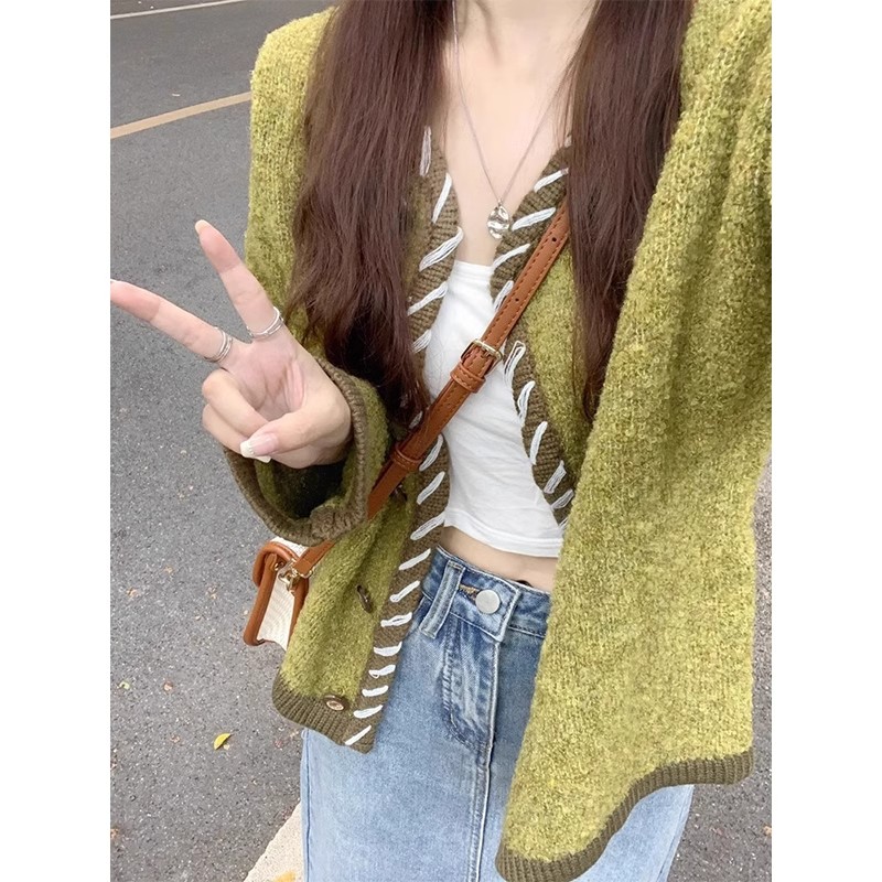 牛油果绿针织开衫女秋冬外搭v领韩版别致设计感毛衣外套上衣