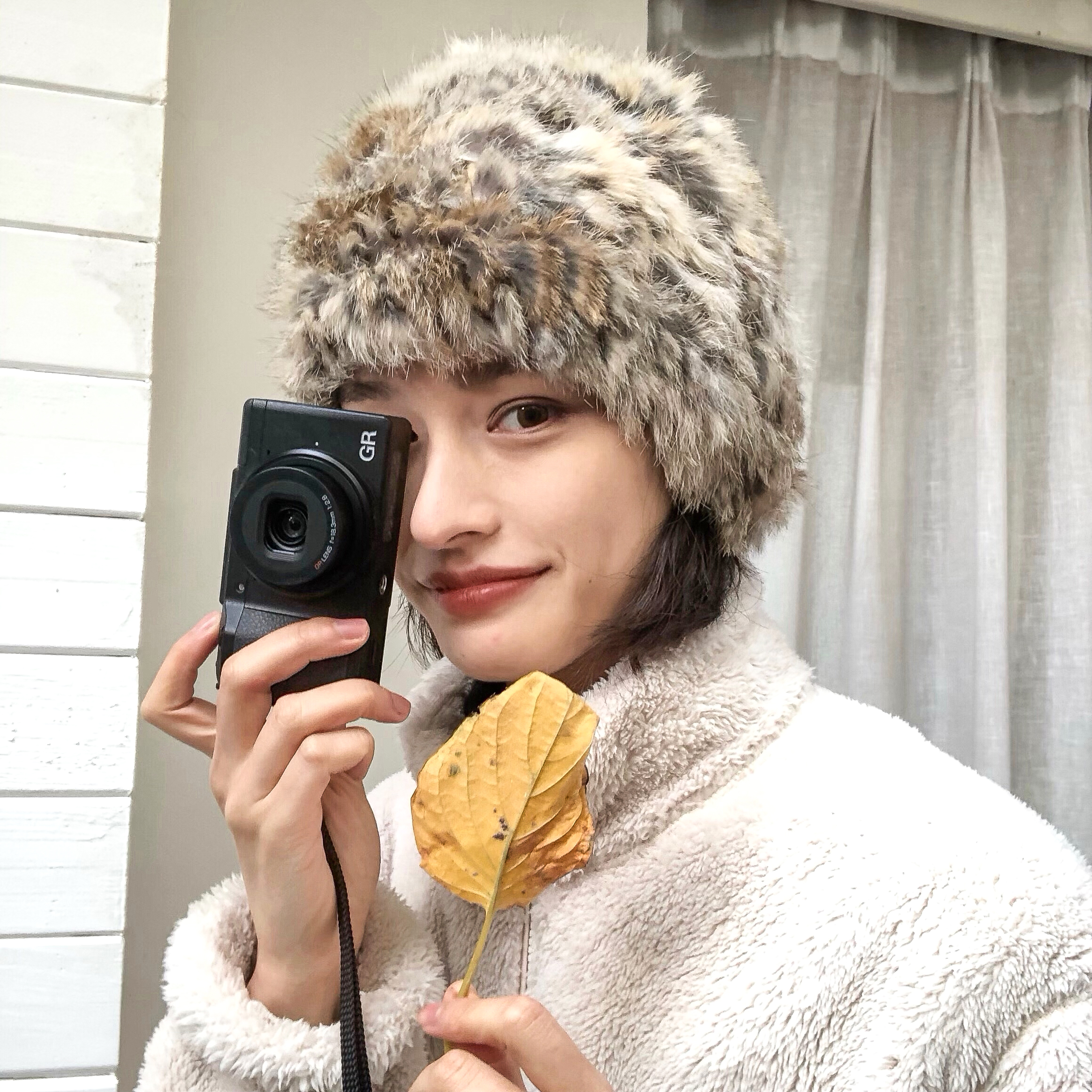 真兔毛！时髦复古毛毛画家帽帽子