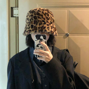 毛茸茸盆帽子女秋冬渔夫帽潮 这个冬天zui时髦 22FW 别和我说话