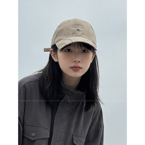 潮牌复古刺绣字母鸭舌帽