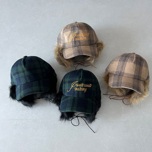 宁艺卓同款格纹雷锋帽子