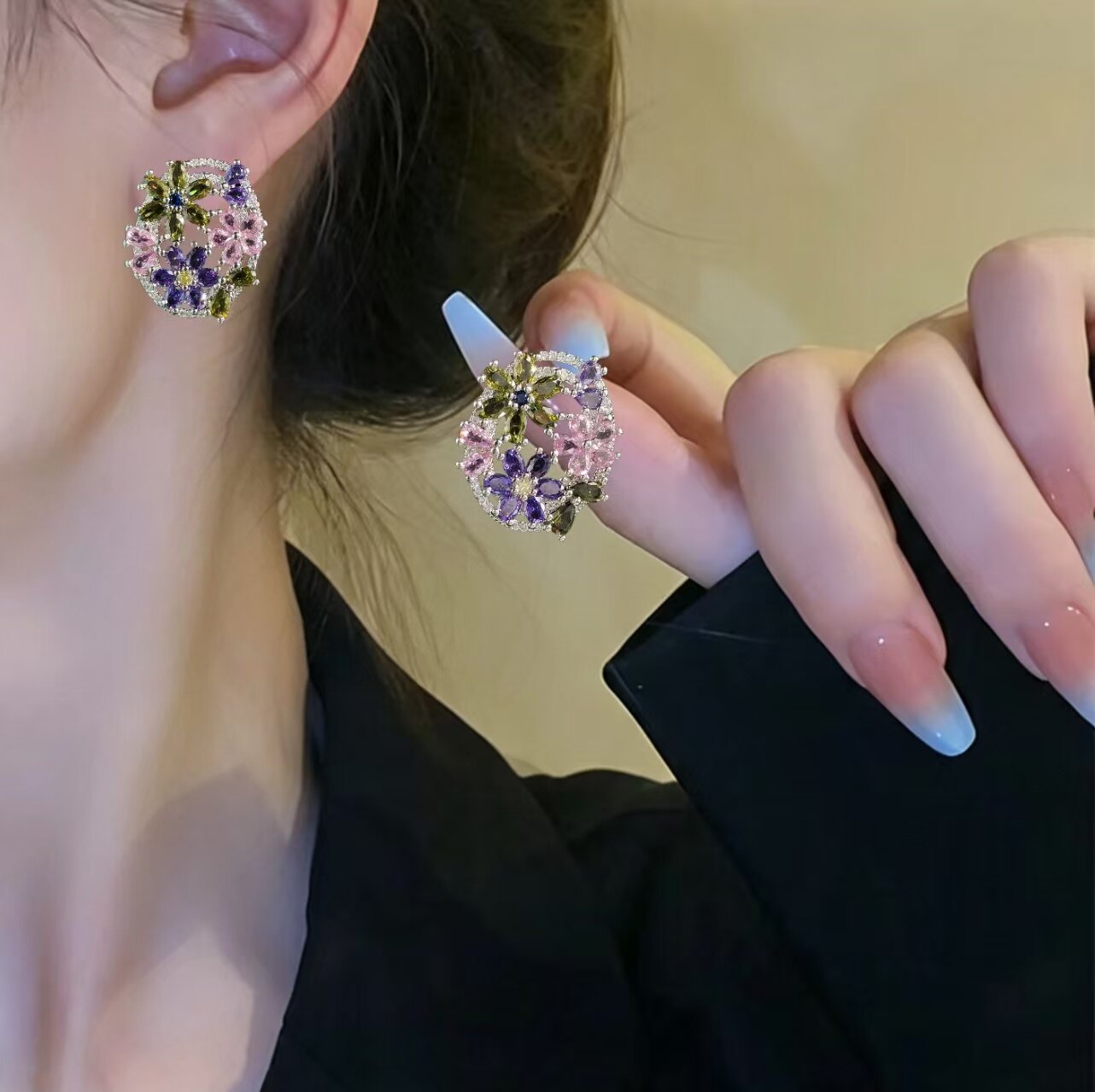 镶嵌彩色锆石花朵耳环高级耳环
