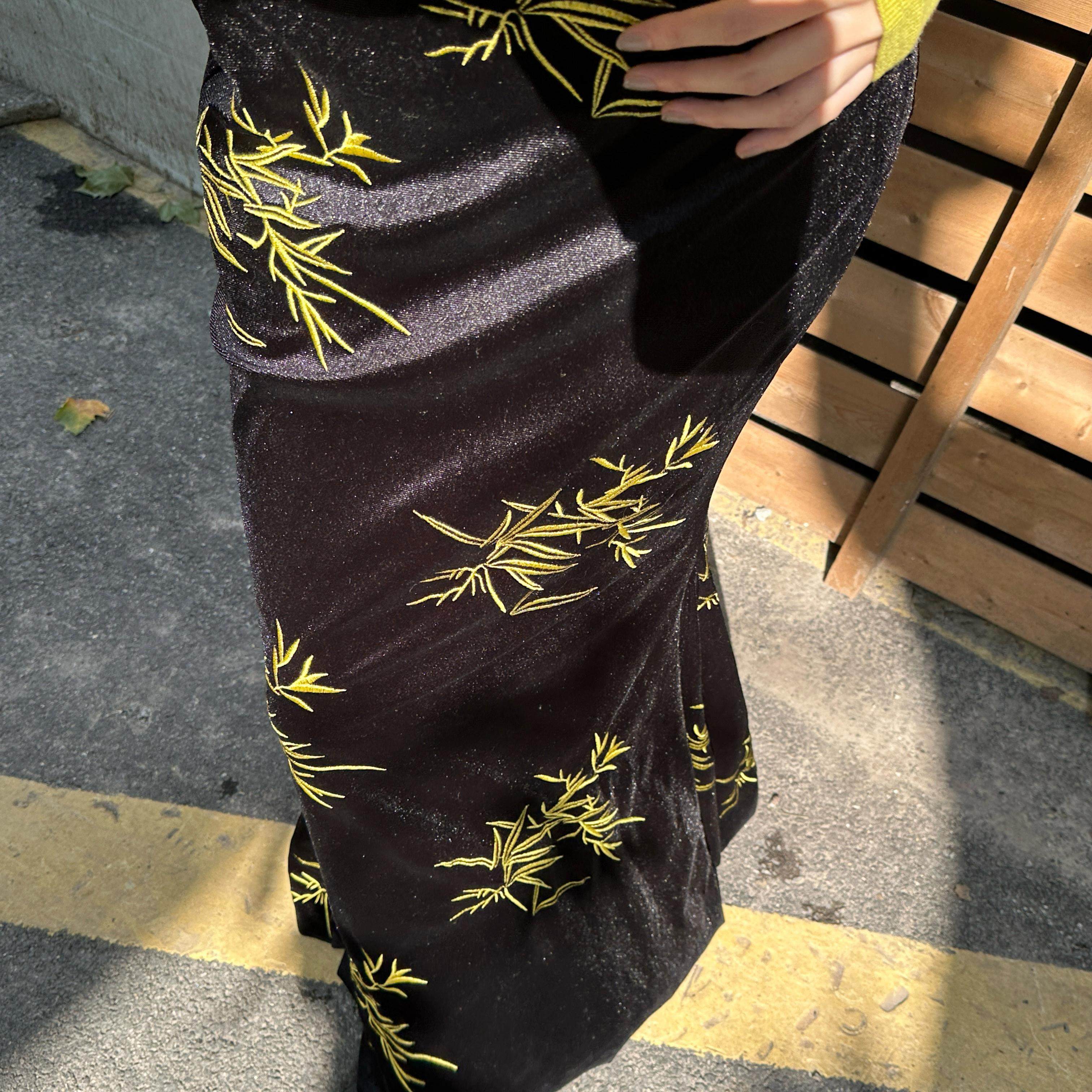 绿竹刺绣东方意境新中式黑丝绒插片鱼尾半身裙,女装/女士精品,半身裙,淘宝优惠券,粉丝福利购,淘宝优惠卷