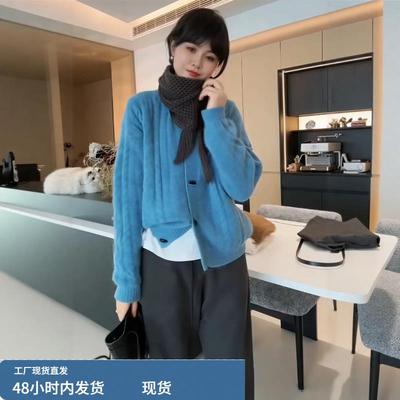 大码韩系麻花加厚保暖牛角扣毛衣女秋冬新款胖mm显瘦针织开衫外套