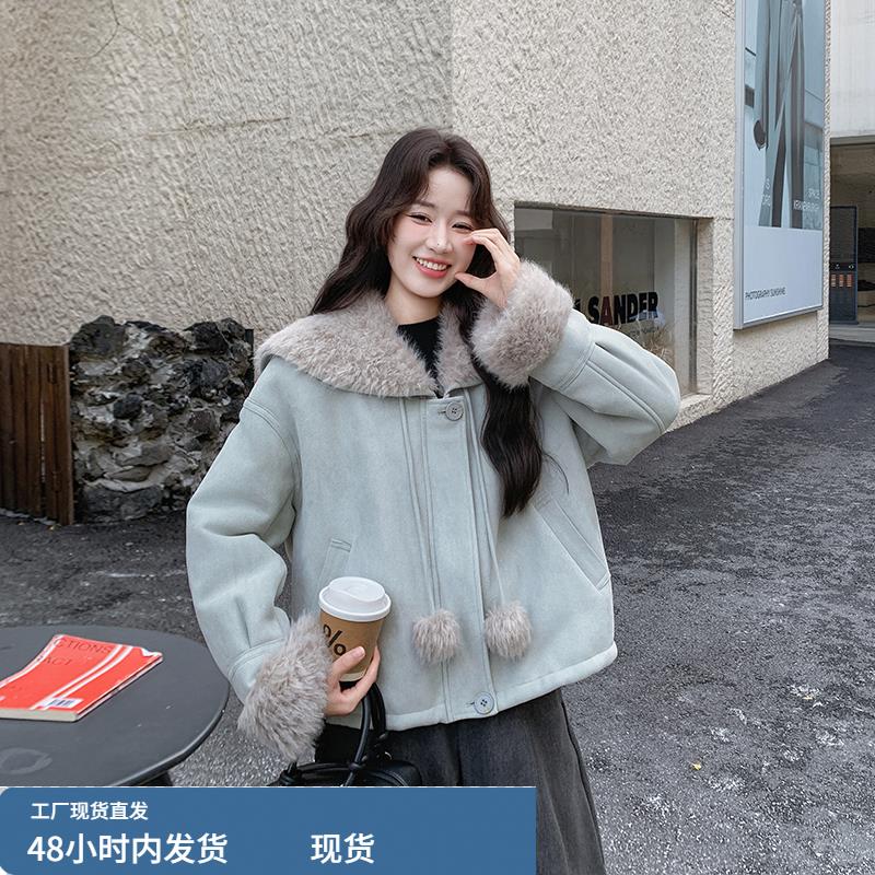 浅蓝色羊羔毛拼接麂皮绒保暖外套女冬季2025新款皮毛一体加厚夹克