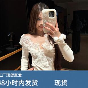 纯欲小香风白色蕾丝v领针织打底衫女春季高级感内搭毛衣短款上衣