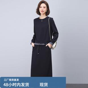 巨好看的早秋套装2026新款时尚一整套搭配卫衣半身裙两件套