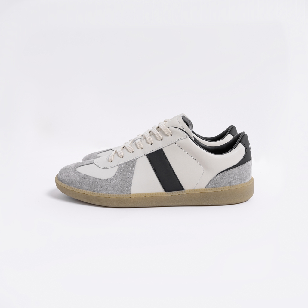 Eicalonce·意卡伦萨 25·SS简约时尚百搭舒适低帮休闲鞋XZ80175