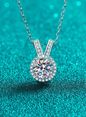 S925纯银镀18K金莫桑钻项链甜美吊坠镀PT950 铂金钻石简约设计感