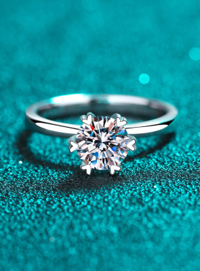 s925银镀18K金心形六爪戒指女莫桑石指环镀pt950铂金介子高端时尚