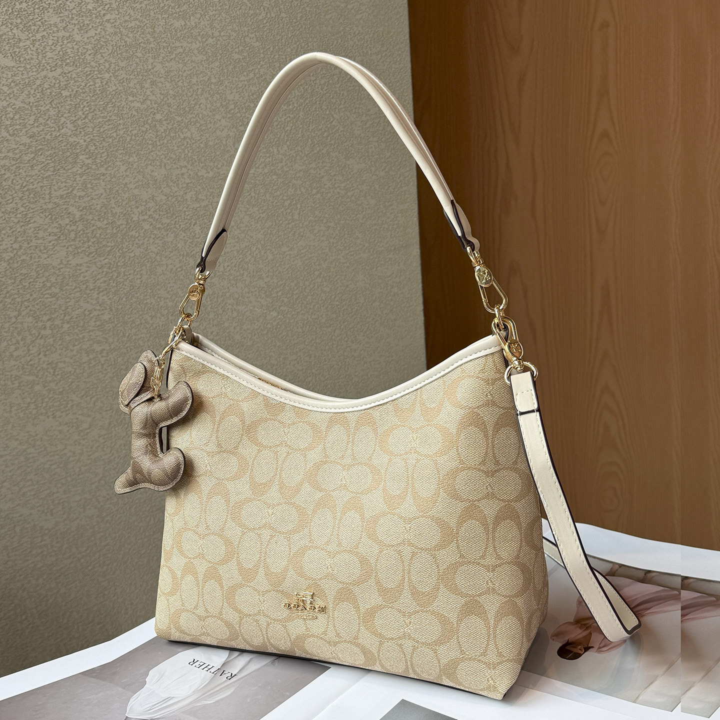 品牌高级感真皮女包老花腋下斜挎包女2025新款通勤百搭单肩托特包,箱包皮具/热销女包/男包,通用款女包,淘宝优惠券,粉丝福利购,淘宝优惠卷