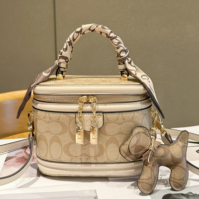 时尚轻奢女包真皮斜挎盒子包2026新款百搭单肩发财桶包老花水桶包