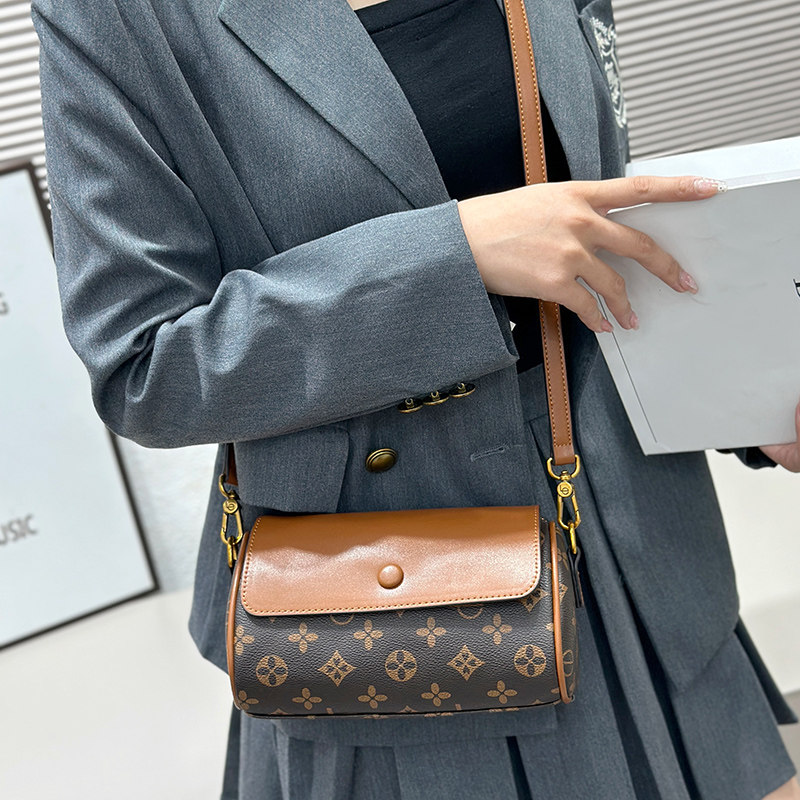 路易Le今年流行真皮老花包包2025新款枕头小包圆筒包单肩斜挎包