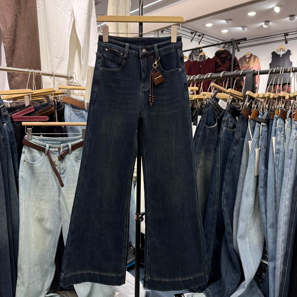 秋冬加厚加绒复古高腰显瘦微喇牛仔裤配挂饰百搭显瘦阔腿裤女6591