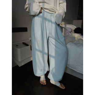 MOERSHOP  冬日本命裤  温暖系列婴儿绒宽松收脚运动云朵裤