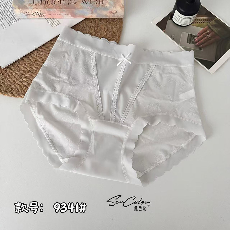 简约风蕾丝花边时尚款内裤女中腰舒适柔软包臀三角裤夏季透气女士