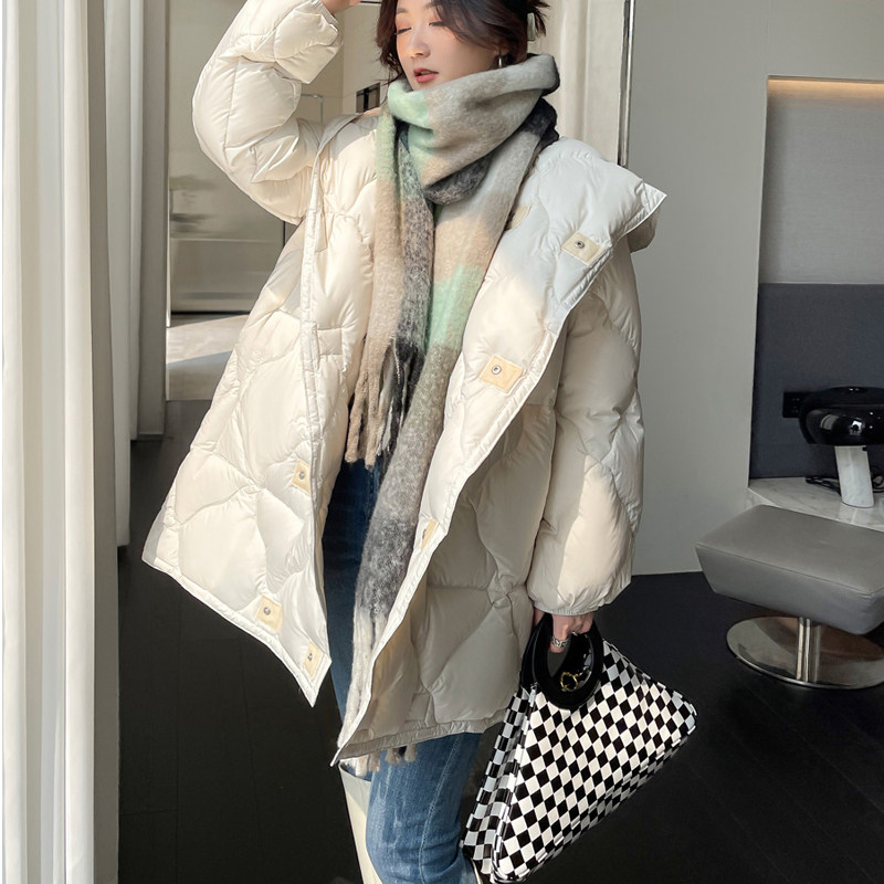 羽绒服女加厚白鸭绒中长款外套通勤气质连帽口袋直筒大码软糯保暖