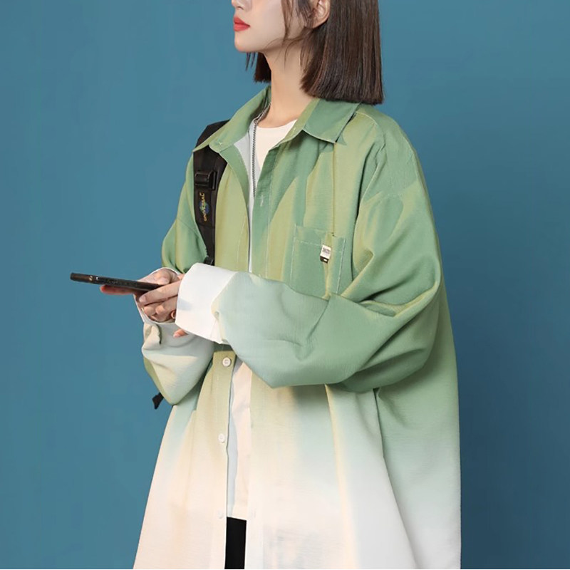 绿色扎染渐变衬衫女春秋2026新款港风长袖上衣设计感小众大码外套