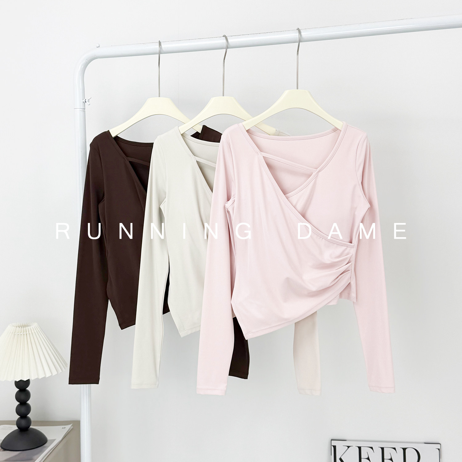 2026裸感瑜伽服上衣女长袖外穿训练健身服显瘦不规则缩褶运动T恤,运动/瑜伽/健身/球迷用品,瑜伽t恤,淘宝优惠券,粉丝福利购,淘宝优惠卷