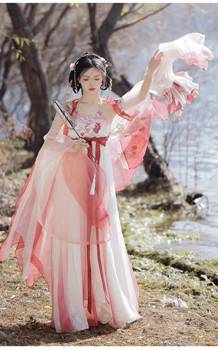 涂七七【春和鲤】古风新品刺绣大袖衫诃子裙汉服女仙气汉服重工款