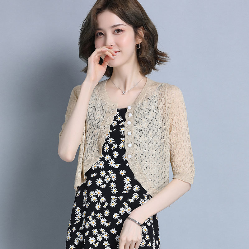 配裙子的针织小开衫女夏季新款冰丝镂空短款披肩外搭短袖薄款外套