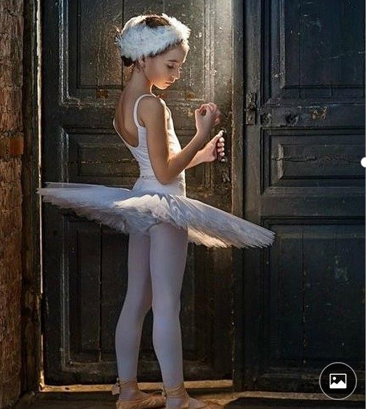 753美式法式奢华别墅软装设计方案排版PPT模板可编辑分层设计素材