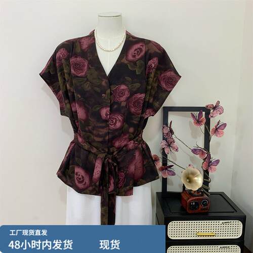 妈妈夏装短袖碎花衬衫2026新款中老年女优雅气质上衣夏季宽松T恤