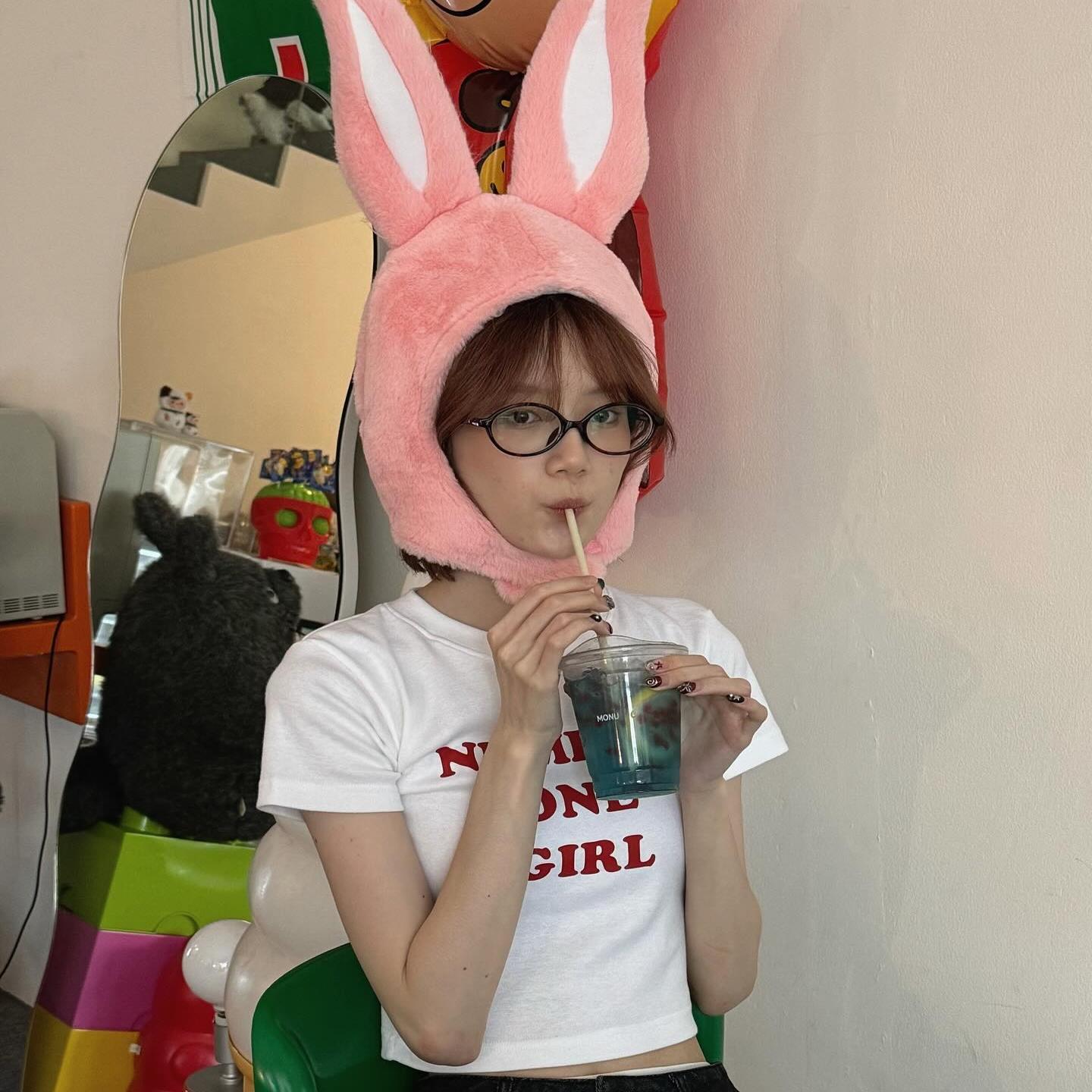 短袖修身显瘦18-24周岁印花圆领